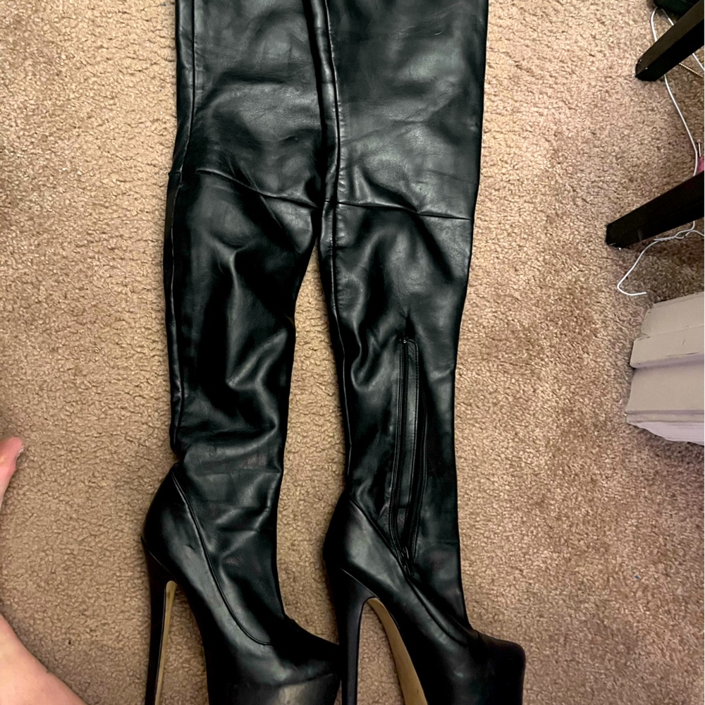 Bebe black thigh high boots size 7. Gently used